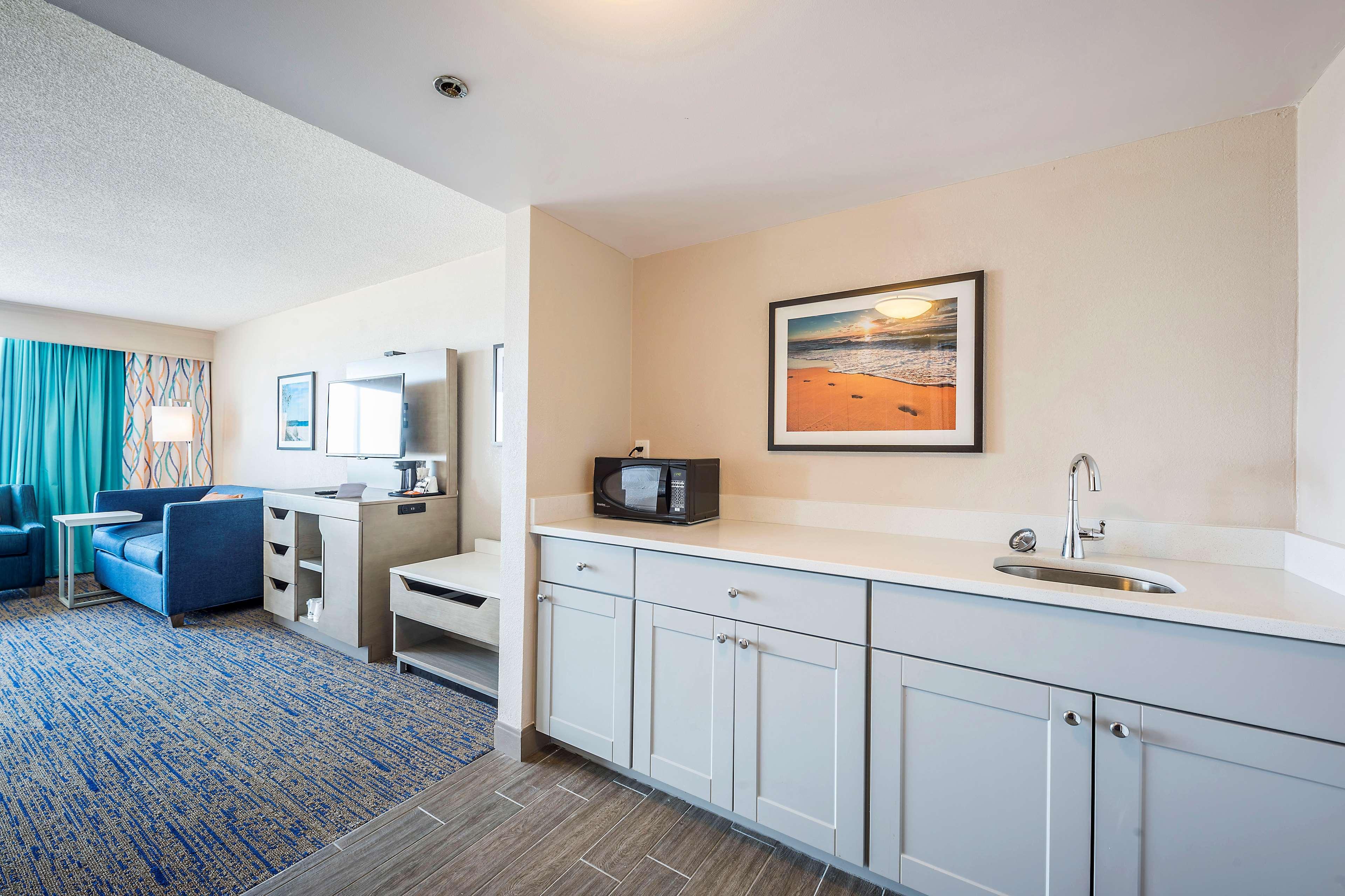 Hampton Inn Virginia Beach Oceanfront North Exterior photo