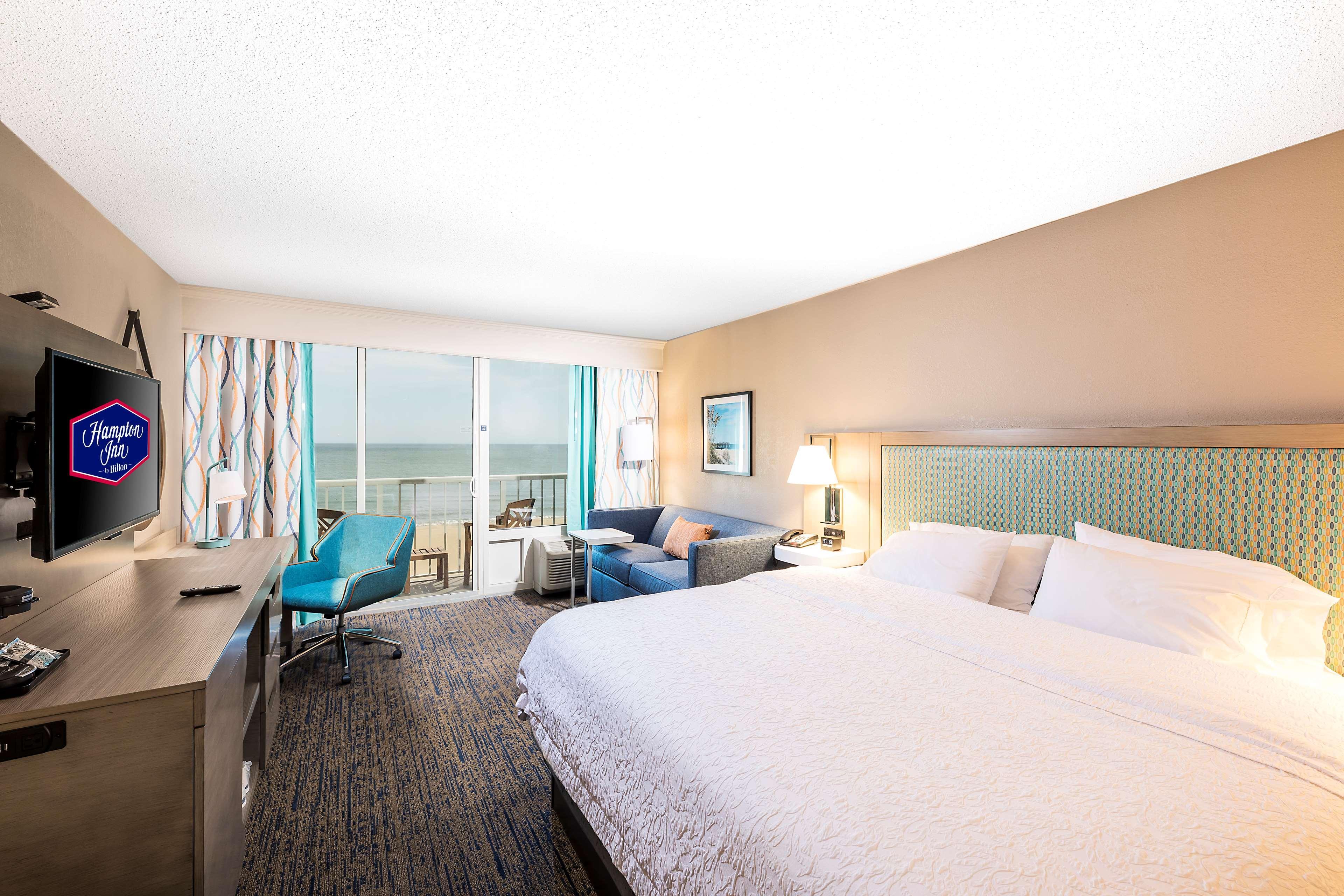 Hampton Inn Virginia Beach Oceanfront North Exterior photo