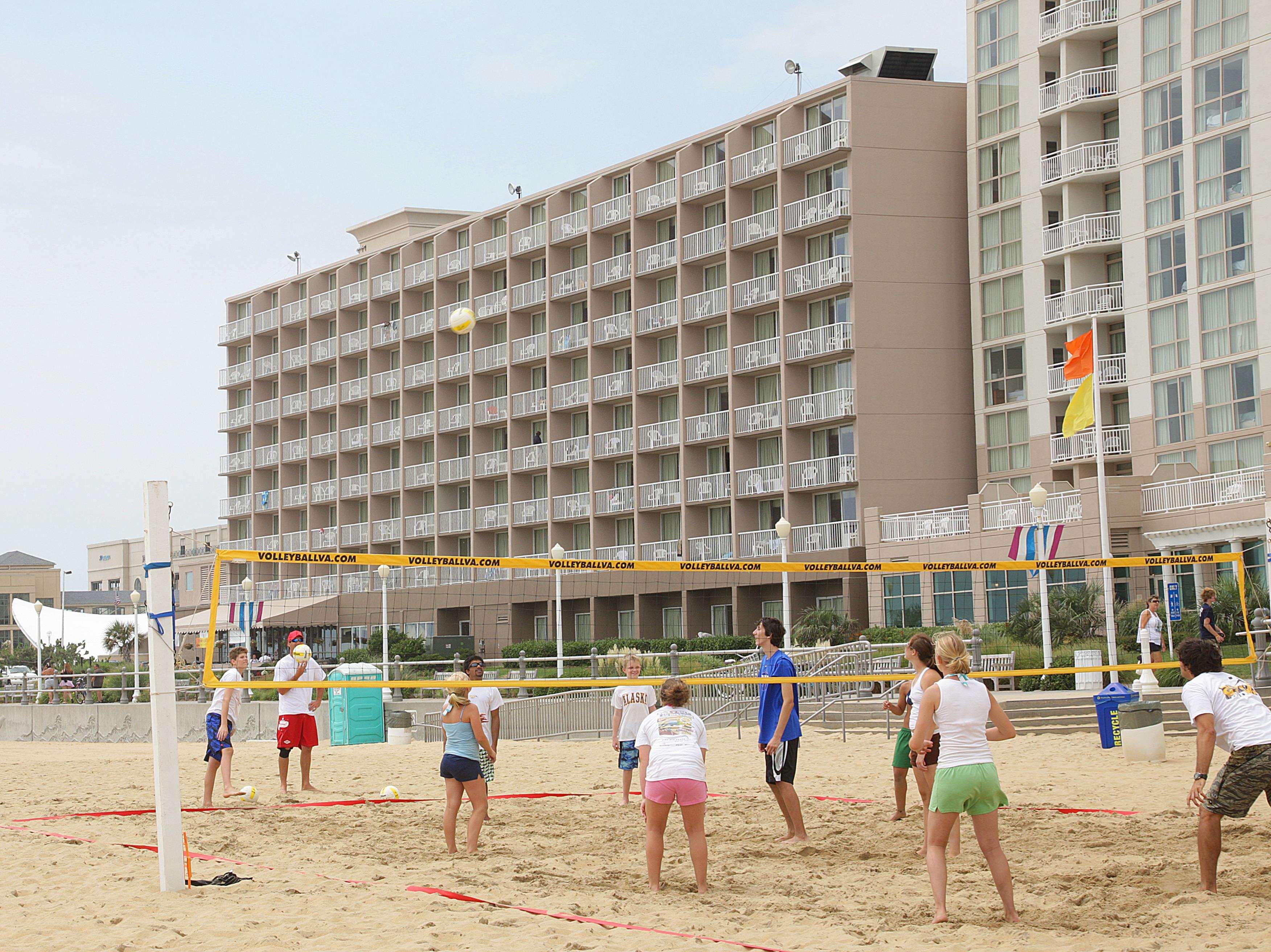 Hampton Inn Virginia Beach Oceanfront North Exterior photo