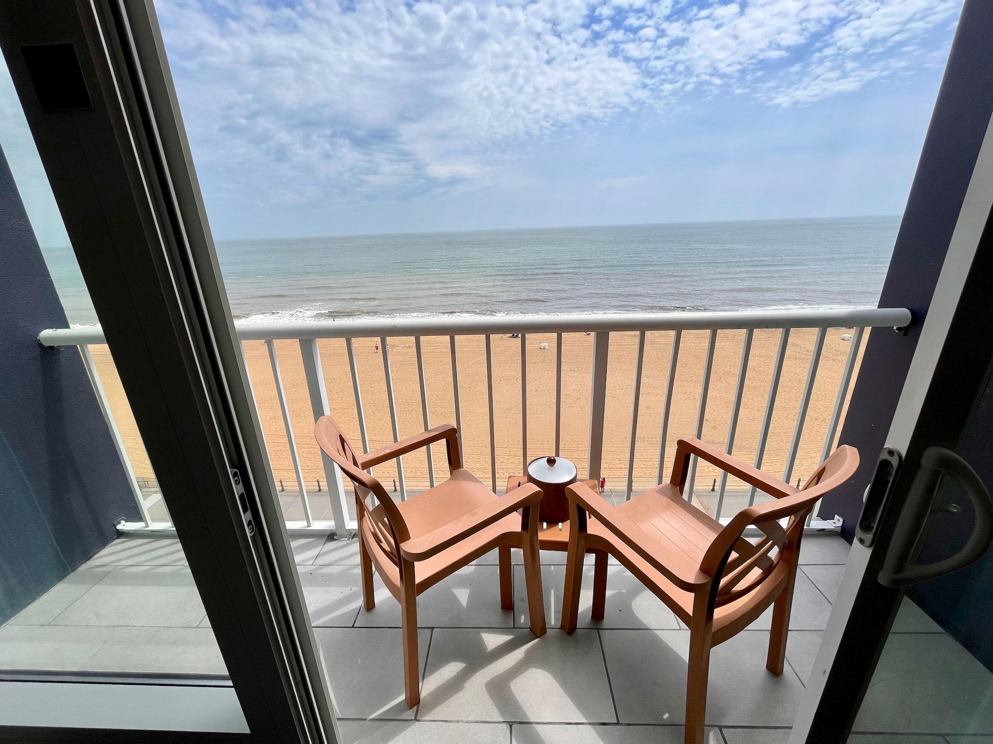 Hampton Inn Virginia Beach Oceanfront North Exterior photo