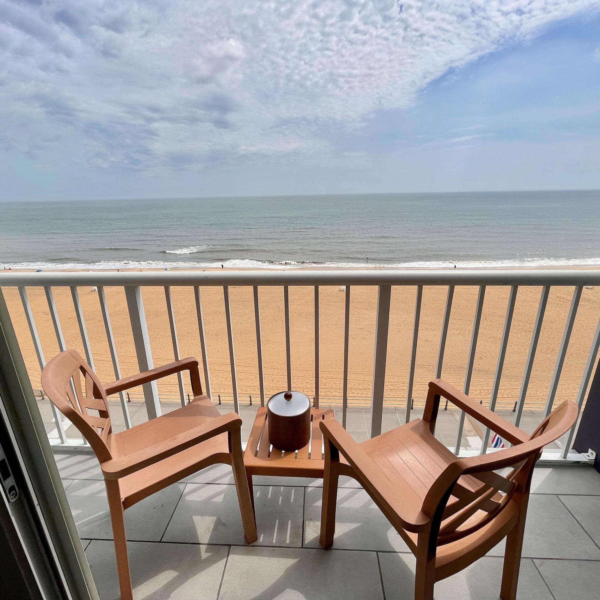 Hampton Inn Virginia Beach Oceanfront North Exterior photo