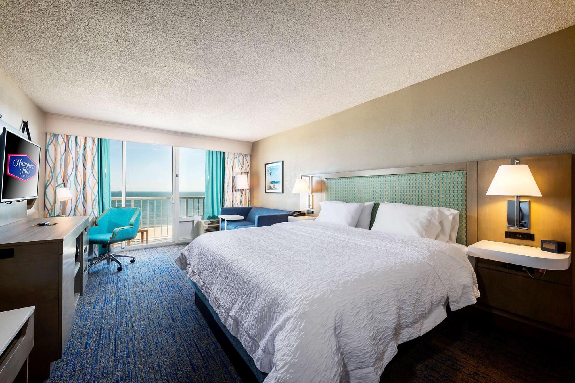 Hampton Inn Virginia Beach Oceanfront North Exterior photo